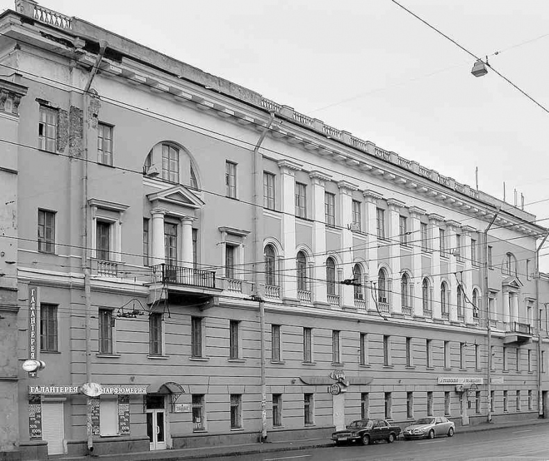 Иллюстрация к книге — История петербургских особняков. Дома и люди [i_273.jpg]