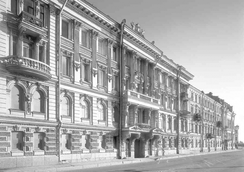 Иллюстрация к книге — История петербургских особняков. Дома и люди [i_405.jpg]