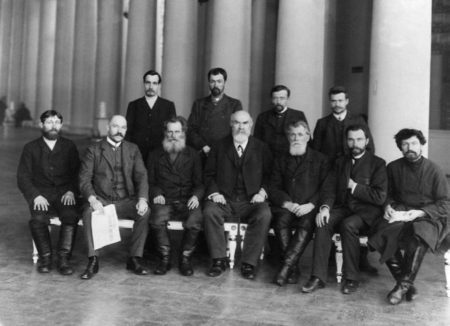 Иллюстрация к книге — Нам нужна великая Россия [i_046.jpg]