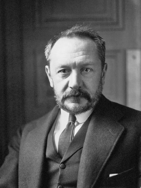 Иллюстрация к книге — Нам нужна великая Россия [i_081.jpg]