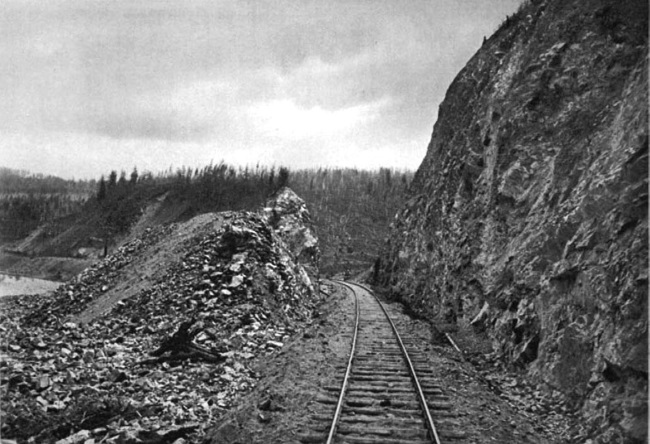 Иллюстрация к книге — Нам нужна великая Россия [i_090.jpg]