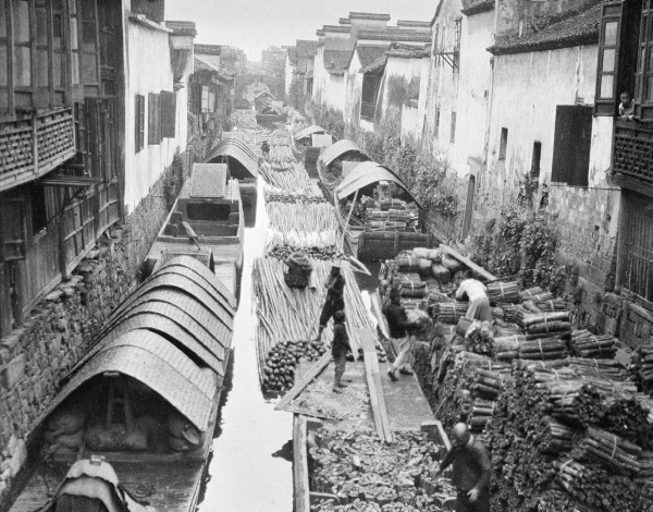 Иллюстрация к книге — Нам нужна великая Россия [i_099.jpg]