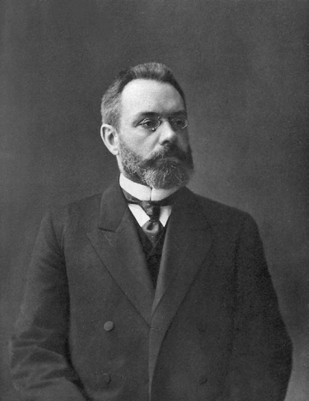 Иллюстрация к книге — Нам нужна великая Россия [i_132.jpg]