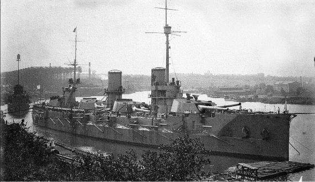 Иллюстрация к книге — Нам нужна великая Россия [i_143.jpg]