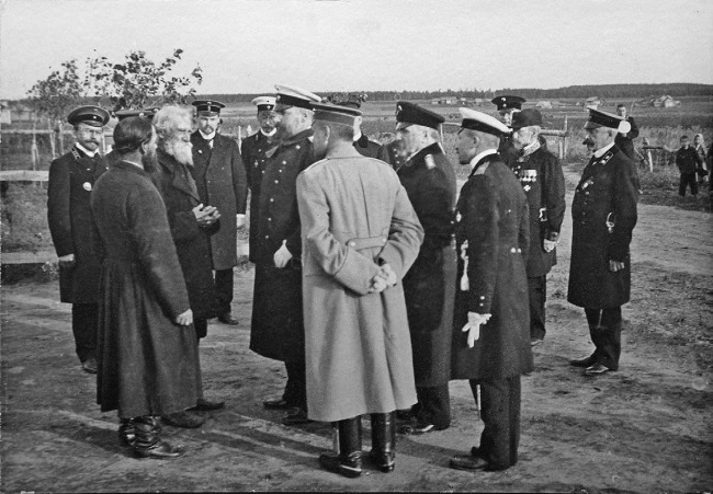 Иллюстрация к книге — Нам нужна великая Россия [i_150.jpg]