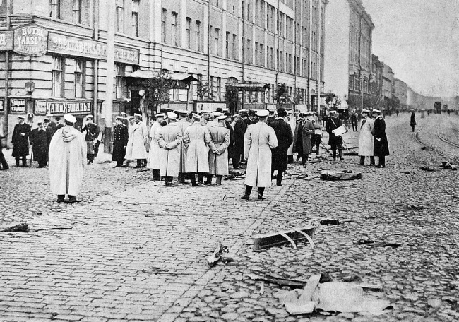 Иллюстрация к книге — Нам нужна великая Россия [i_165.jpg]