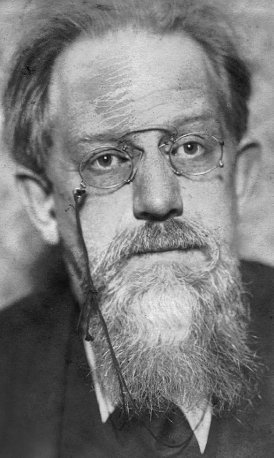 Иллюстрация к книге — Нам нужна великая Россия [i_168.jpg]