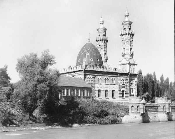 Иллюстрация к книге — Нам нужна великая Россия [i_185.jpg]