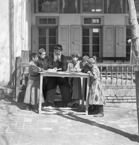 Иллюстрация к книге — Нам нужна великая Россия [i_188.jpg]