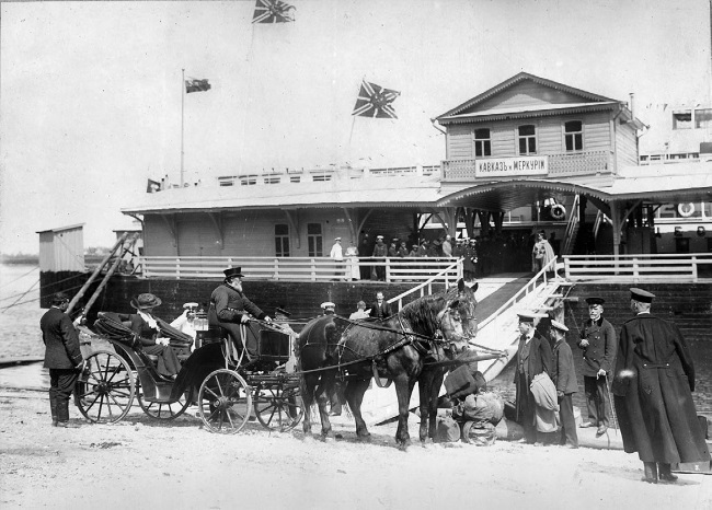 Иллюстрация к книге — Нам нужна великая Россия [i_209.jpg]