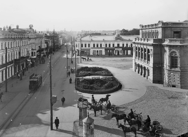 Иллюстрация к книге — Нам нужна великая Россия [i_214.jpg]