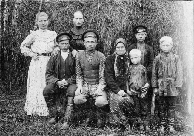 Иллюстрация к книге — Нам нужна великая Россия [i_228.jpg]