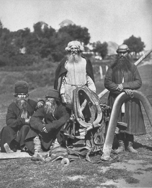 Иллюстрация к книге — Нам нужна великая Россия [i_234.jpg]