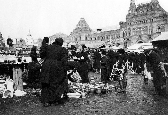 Иллюстрация к книге — Нам нужна великая Россия [i_249.jpg]