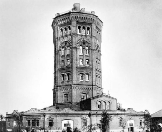 Иллюстрация к книге — Нам нужна великая Россия [i_324.jpg]