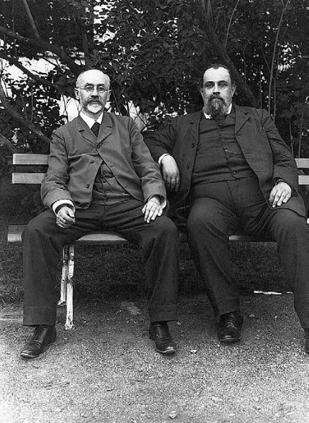 Иллюстрация к книге — Нам нужна великая Россия [i_352.jpg]