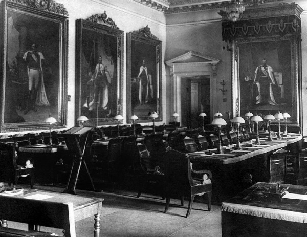 Иллюстрация к книге — Нам нужна великая Россия [i_363.jpg]