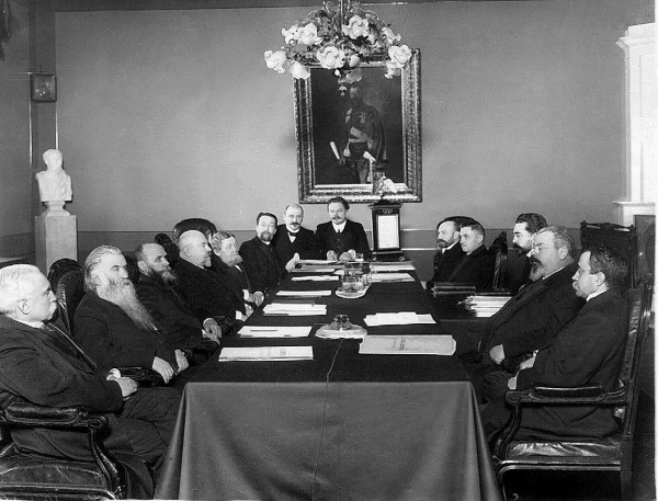 Иллюстрация к книге — Нам нужна великая Россия [i_364.jpg]