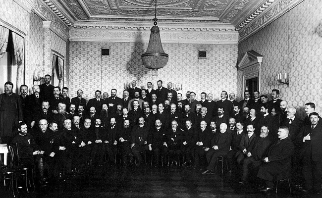 Иллюстрация к книге — Нам нужна великая Россия [i_370.jpg]