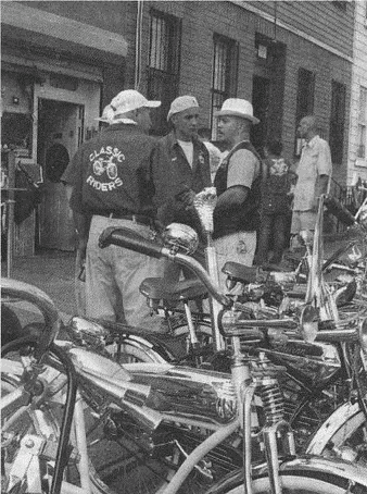 Иллюстрация к книге — Весь мир: Записки велосипедиста [i_096.jpg]