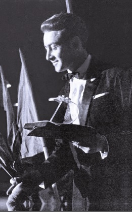 Иллюстрация к книге — О чём молчит лёд? О жизни и карьере великого тренера [i_023.jpg]