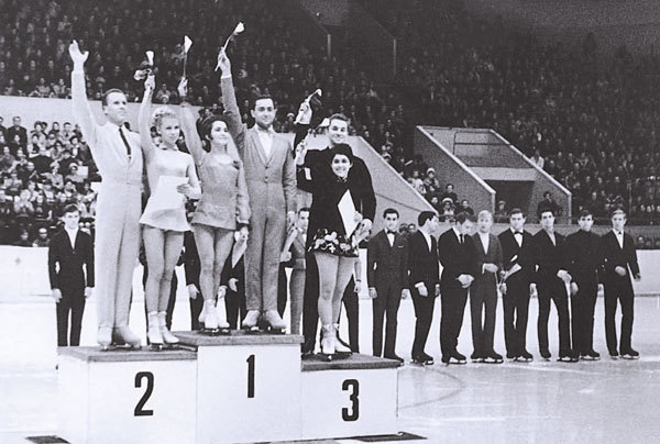 Иллюстрация к книге — О чём молчит лёд? О жизни и карьере великого тренера [i_029.jpg]