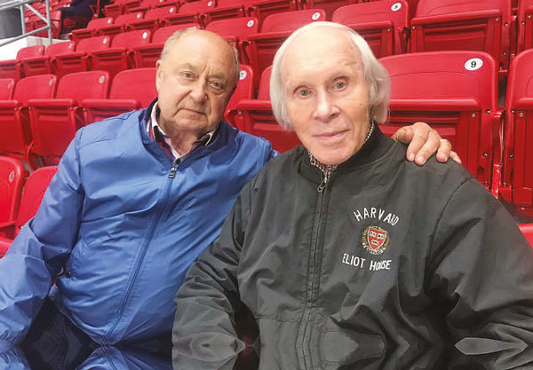 Иллюстрация к книге — О чём молчит лёд? О жизни и карьере великого тренера [i_070.jpg]