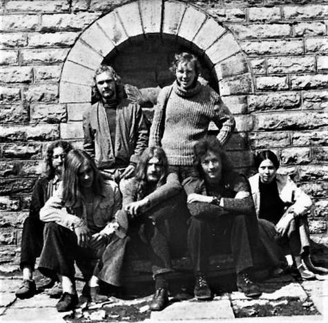 Иллюстрация к книге — Запрещенный Союз. Хиппи, мистики, диссиденты [i_005.jpg]