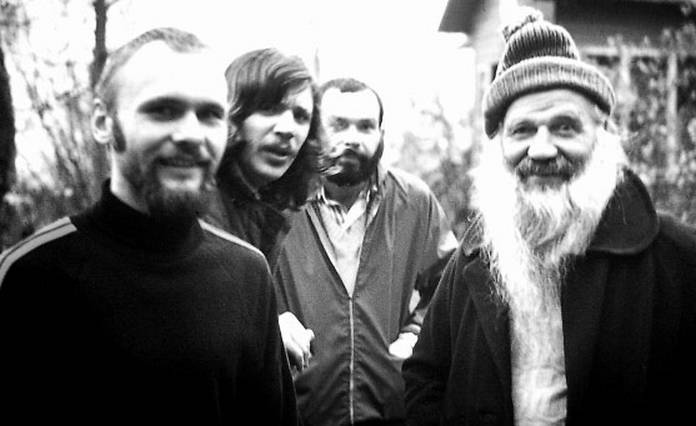 Иллюстрация к книге — Запрещенный Союз. Хиппи, мистики, диссиденты [i_025.jpg]