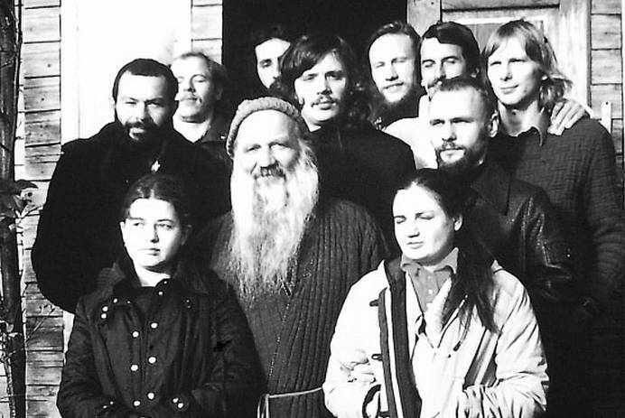 Иллюстрация к книге — Запрещенный Союз. Хиппи, мистики, диссиденты [i_032.jpg]