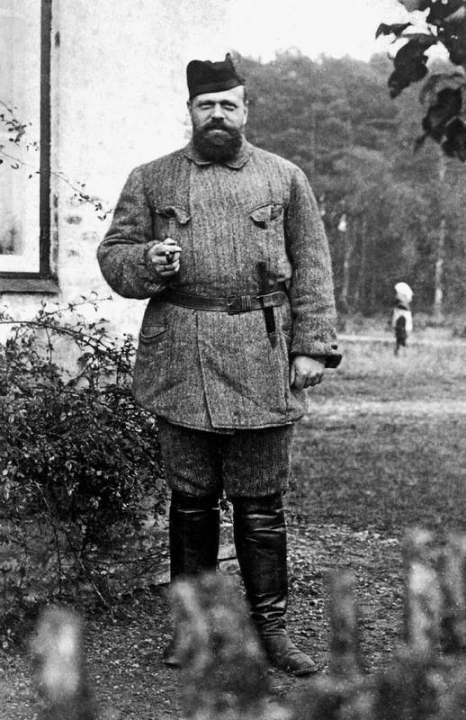 Иллюстрация к книге — Лекарство для империи. История Российского государства. Царь-освободитель и царь-миротворец [i_062.jpg]