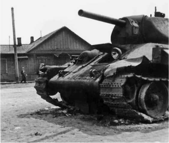 Иллюстрация к книге — Приграничное сражение 1941. Первая битва Великой Отечественной [i_097.jpg]