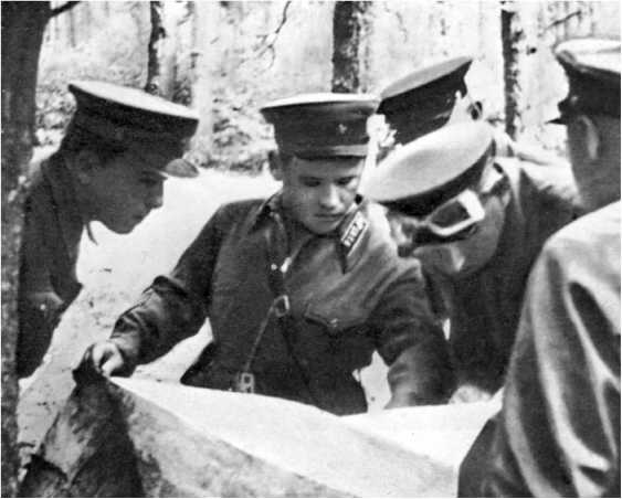 Иллюстрация к книге — Приграничное сражение 1941. Первая битва Великой Отечественной [i_133.jpg]