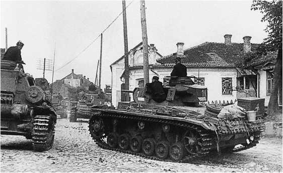 Иллюстрация к книге — Приграничное сражение 1941. Первая битва Великой Отечественной [i_147.jpg]