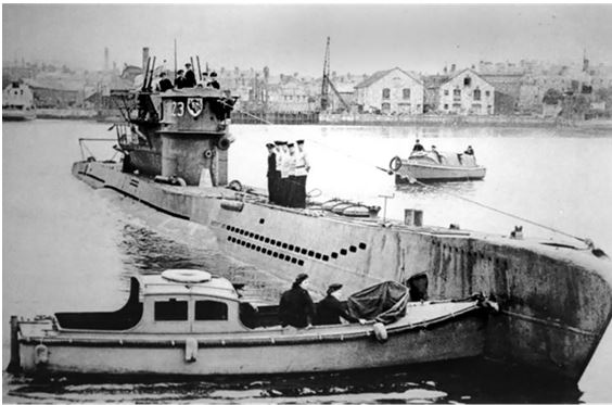 Иллюстрация к книге — Битва за Атлантику. Откуда пришли «волчьи стаи»? [i_104.jpg]