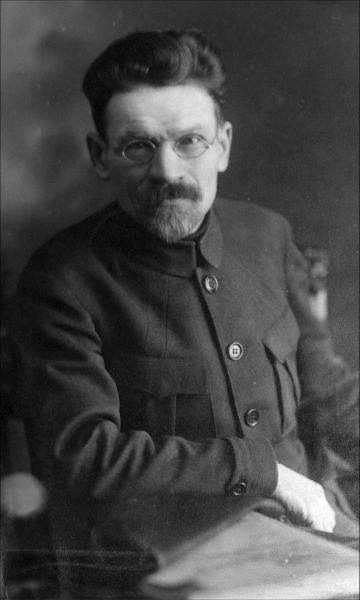 Иллюстрация к книге — Мифы и правда Кронштадтского мятежа. Матросская контрреволюция 1918–1921 гг. [i_008.jpg]