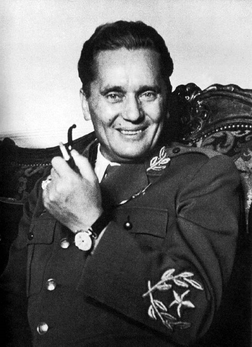 Иллюстрация к книге — Тито и товарищи [i_015.jpg]