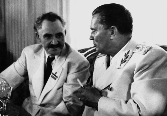 Иллюстрация к книге — Тито и товарищи [i_033.jpg]