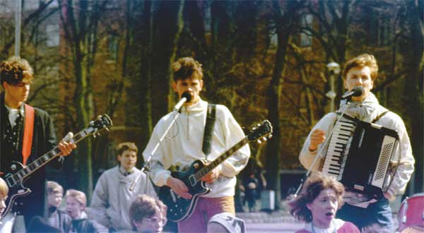 Иллюстрация к книге — BrainStorm: Ты не один. От песочницы до стадиона [i_114.jpg]