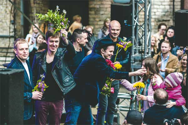 Иллюстрация к книге — BrainStorm: Ты не один. От песочницы до стадиона [i_153.jpg]