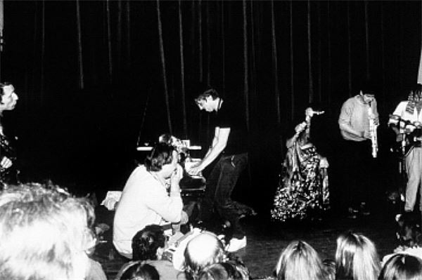 Иллюстрация к книге — Курехин. Шкипер о Капитане [i_012.jpg]