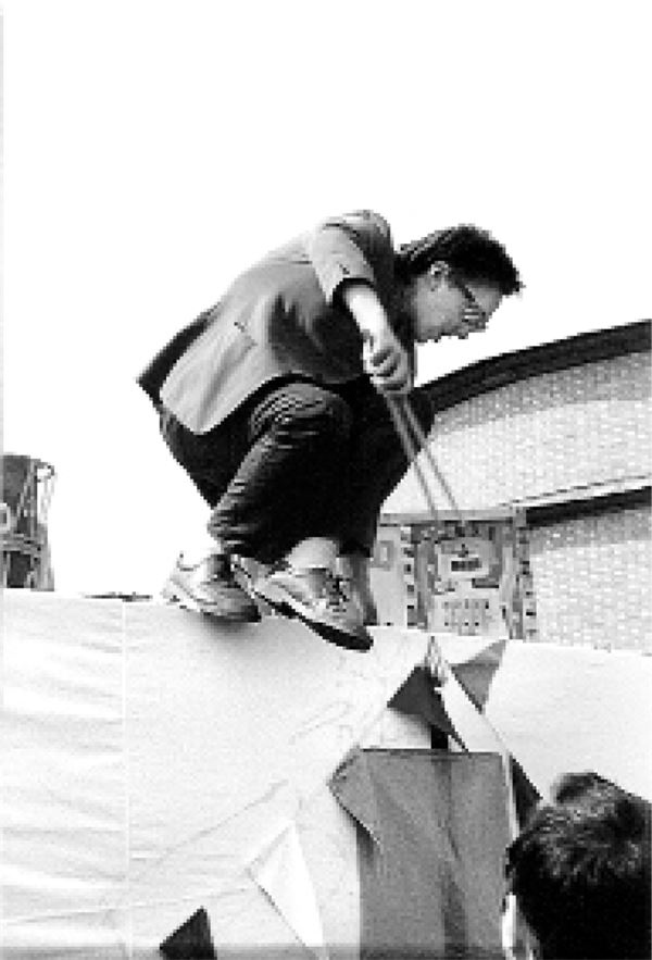 Иллюстрация к книге — Курехин. Шкипер о Капитане [i_035.jpg]