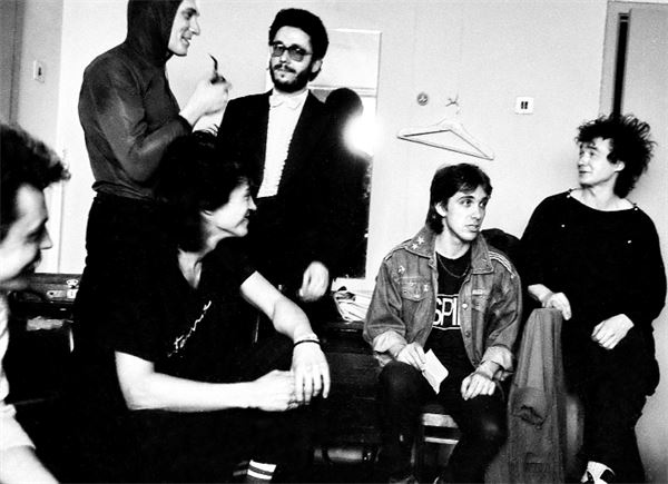 Иллюстрация к книге — Курехин. Шкипер о Капитане [i_038.jpg]