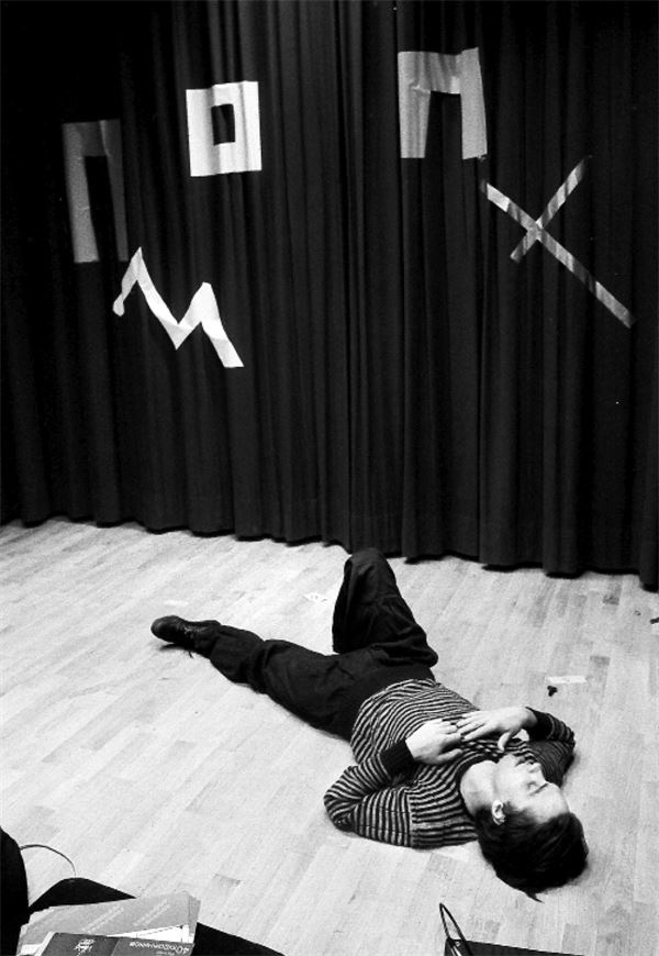 Иллюстрация к книге — Курехин. Шкипер о Капитане [i_071.jpg]