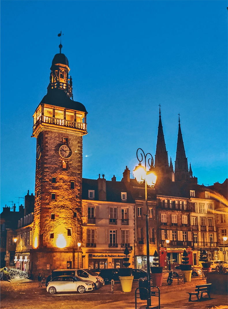 Иллюстрация к книге — Франция изнутри. Как на самом деле живут в стране изысканной кухни и высокой моды? [i_012.jpg]