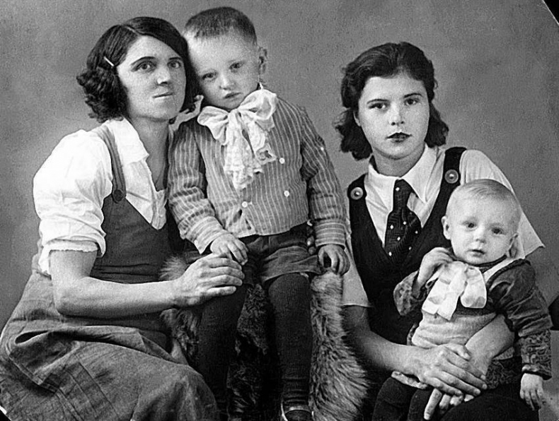 Иллюстрация к книге — Валерий Ободзинский. Цунами советской эстрады [i_005.jpg]