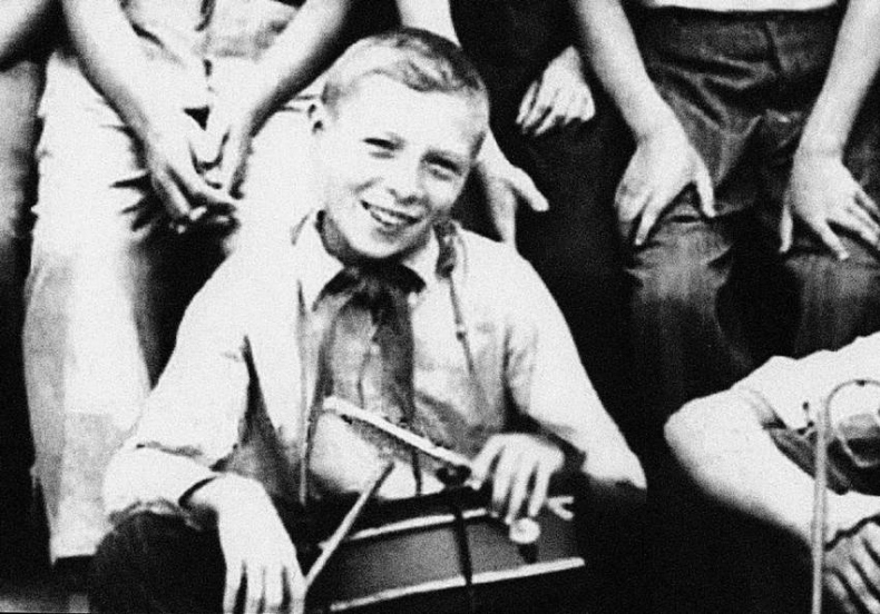 Иллюстрация к книге — Валерий Ободзинский. Цунами советской эстрады [i_006.jpg]