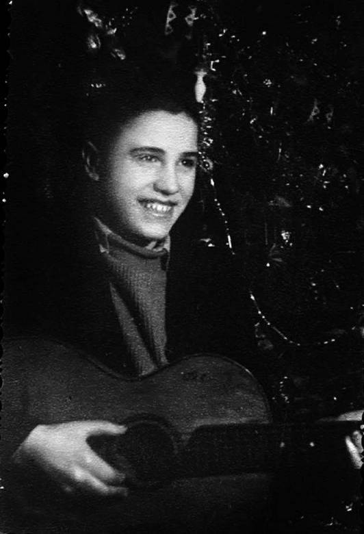 Иллюстрация к книге — Валерий Ободзинский. Цунами советской эстрады [i_017.jpg]