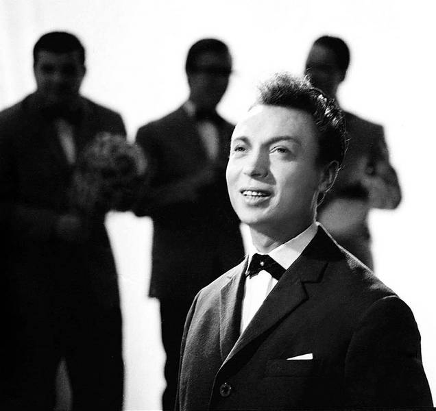 Иллюстрация к книге — Валерий Ободзинский. Цунами советской эстрады [i_019.jpg]