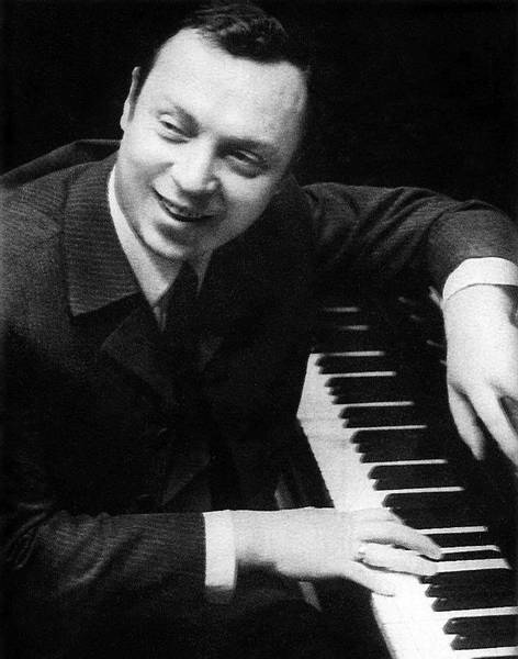 Иллюстрация к книге — Валерий Ободзинский. Цунами советской эстрады [i_024.jpg]